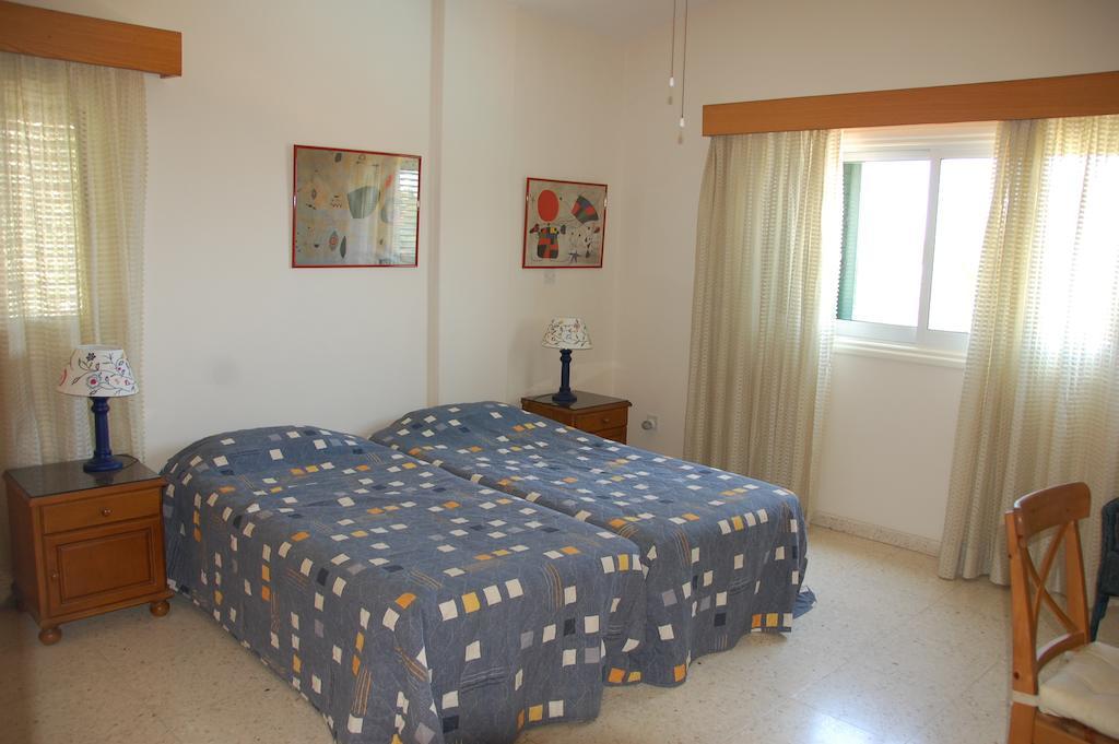 Villa Chrysanthia Polis Quarto foto